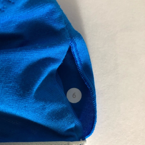 Lululemon Tropical Top - Picture 7 of 8